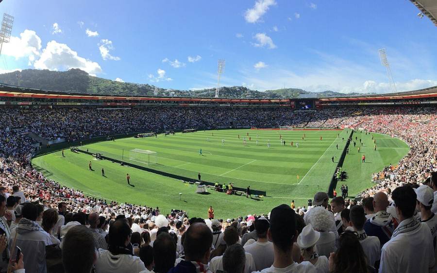 阵型与角色规则科普｜战术入门：4-3-3、3-4-3 与伪九号、内收边卫这些概念怎么读 - 华体会官方网页版 资讯